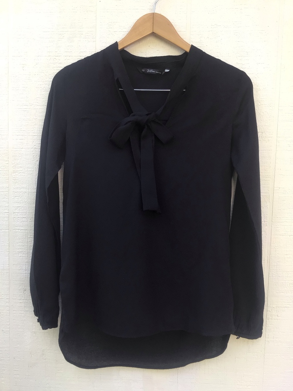 Zara black bow long sleeve v neck blouse